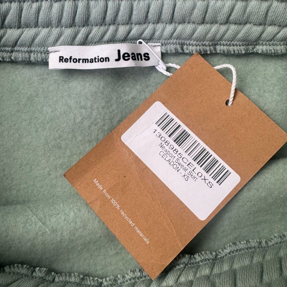 NEW Reformation Newport Sweat Skirt Celadon Size XS - Picture 5 of 7